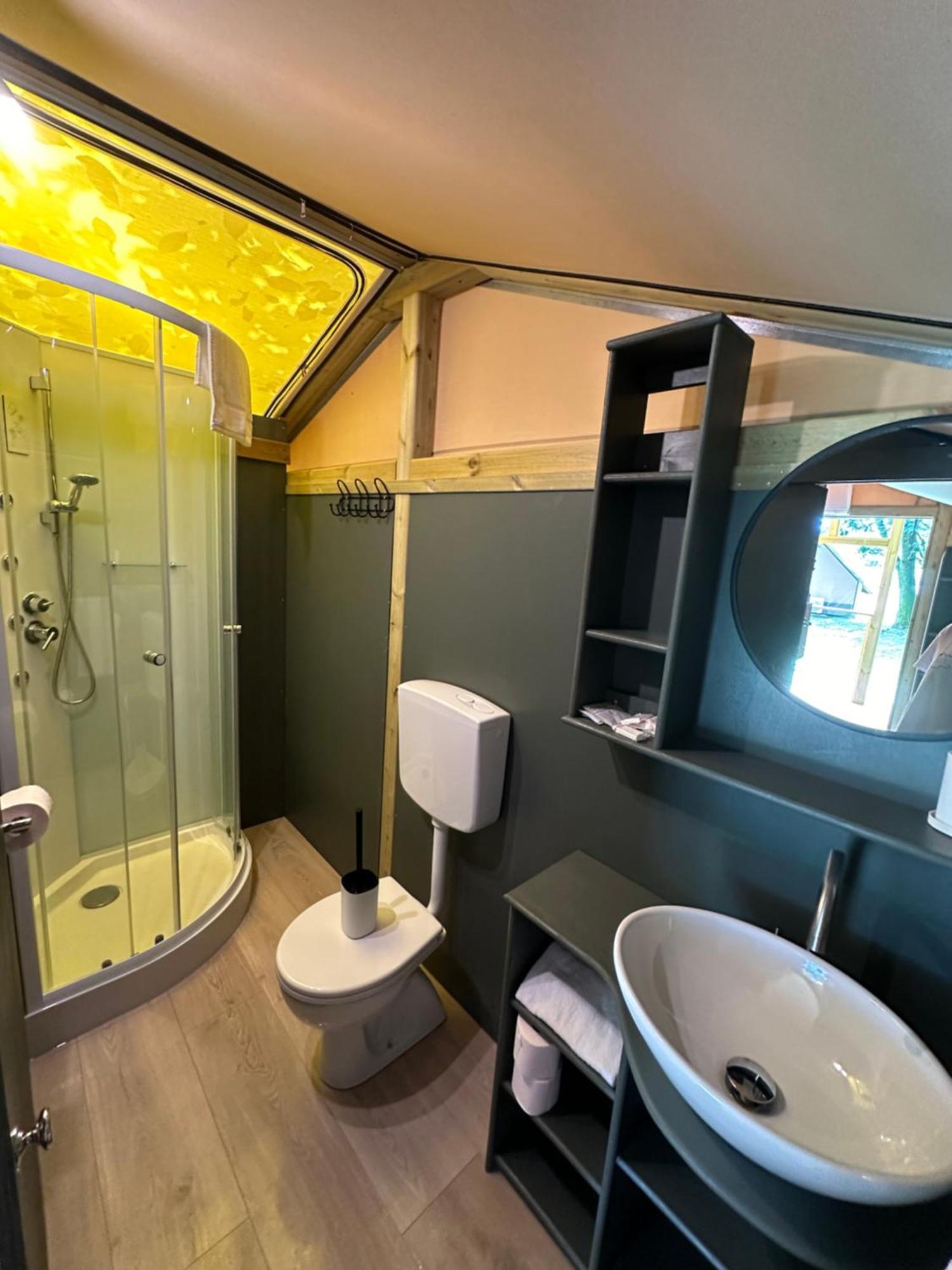 Glamping Camping Rivabella Lecco Kültér fotó